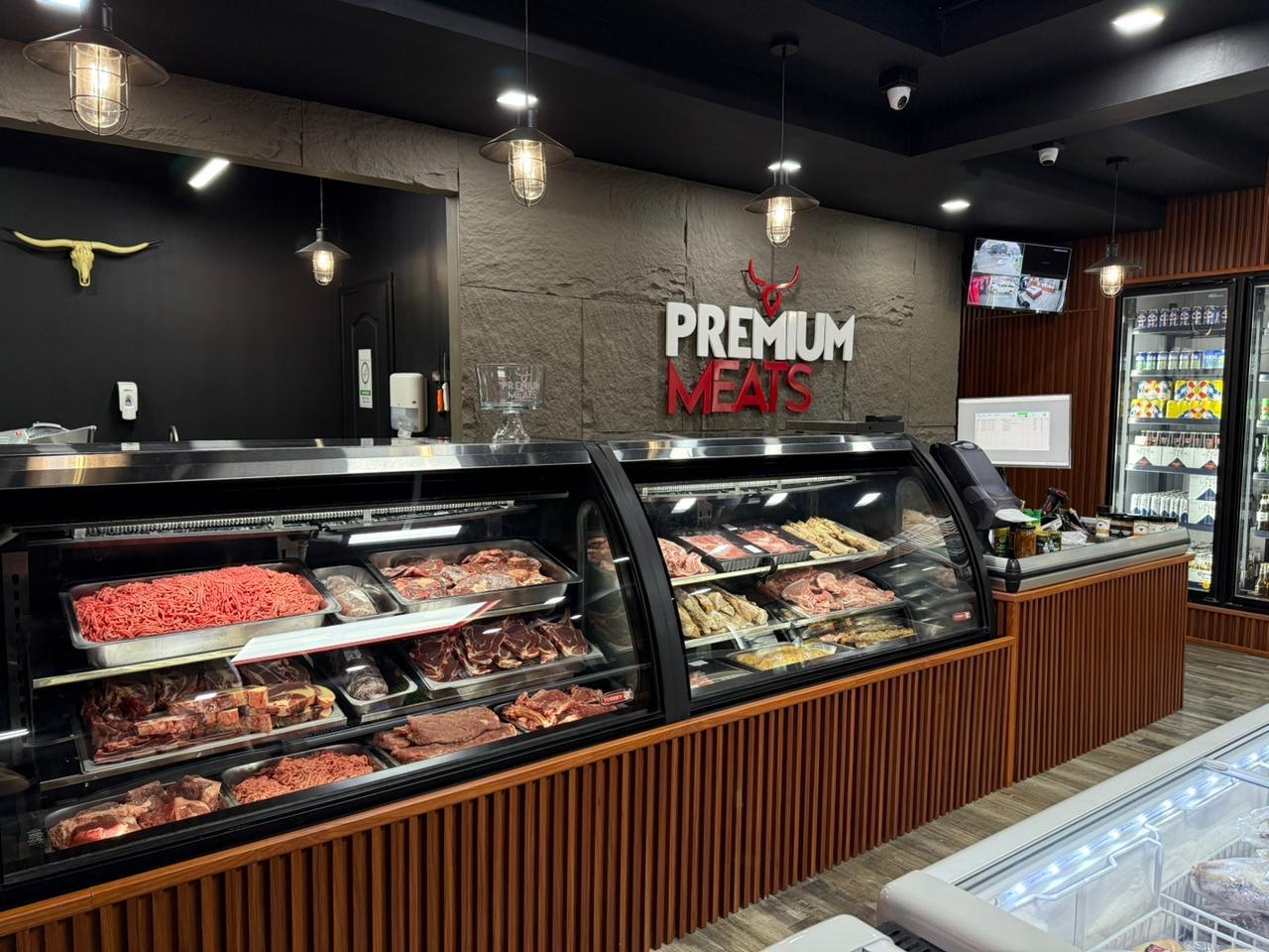 Interior Premium Meats — vitrinas de cortes premium